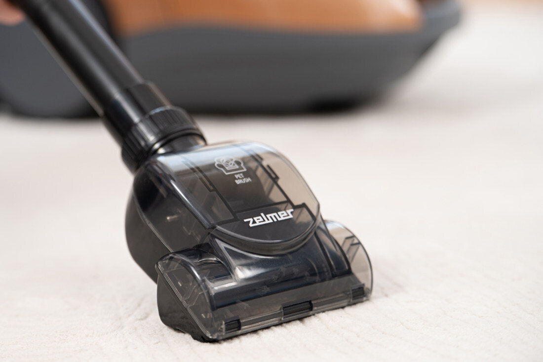 Odkurzacz ZELMER Sławek ZVC362 Turboszczotka Pet Brush Szczotka PET BRUSH skutecznie usuwa sierść, kurz i brud szybkie i efektywne  wsparcie w walce z sierścią
