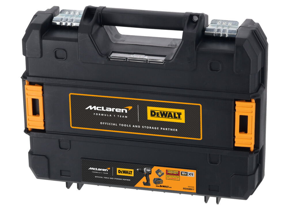 Zakrętarka udarowa DEWALT DCF85MM2T-QW walizka na białym tle wysokiej klasy elektronarzędzie walizka transportowa odpowiednio zabezpieczy sprzęt z twardego i wytrzymałego tworzywa sztucznego wysoka odporność na uderzenia