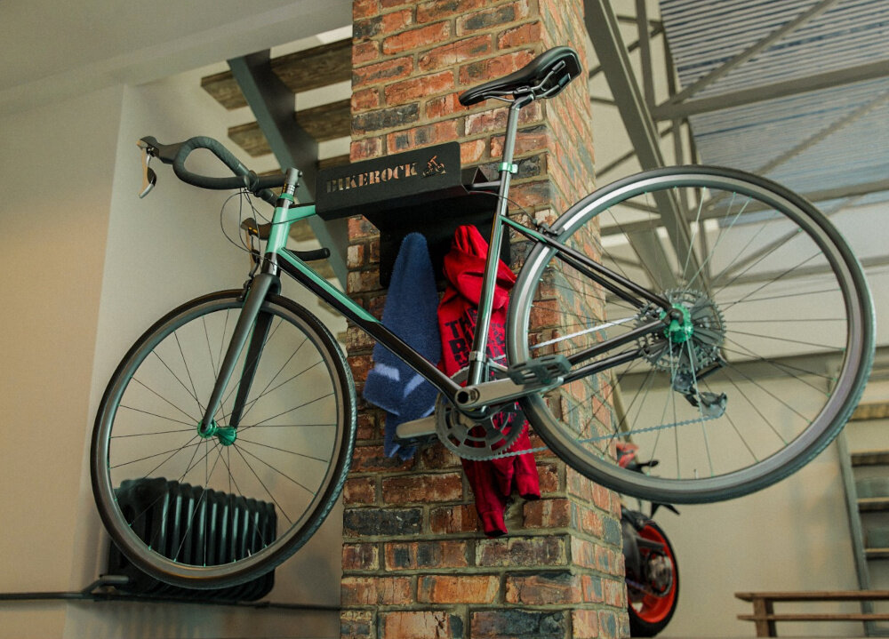 Wieszak rowerowy BIKERCOK Basic 8450 wieszak przytwierdzony do ściany na wieszaku zawieszony rower stabilne zawieszenie roweru na ścianie oszczędność miejsca