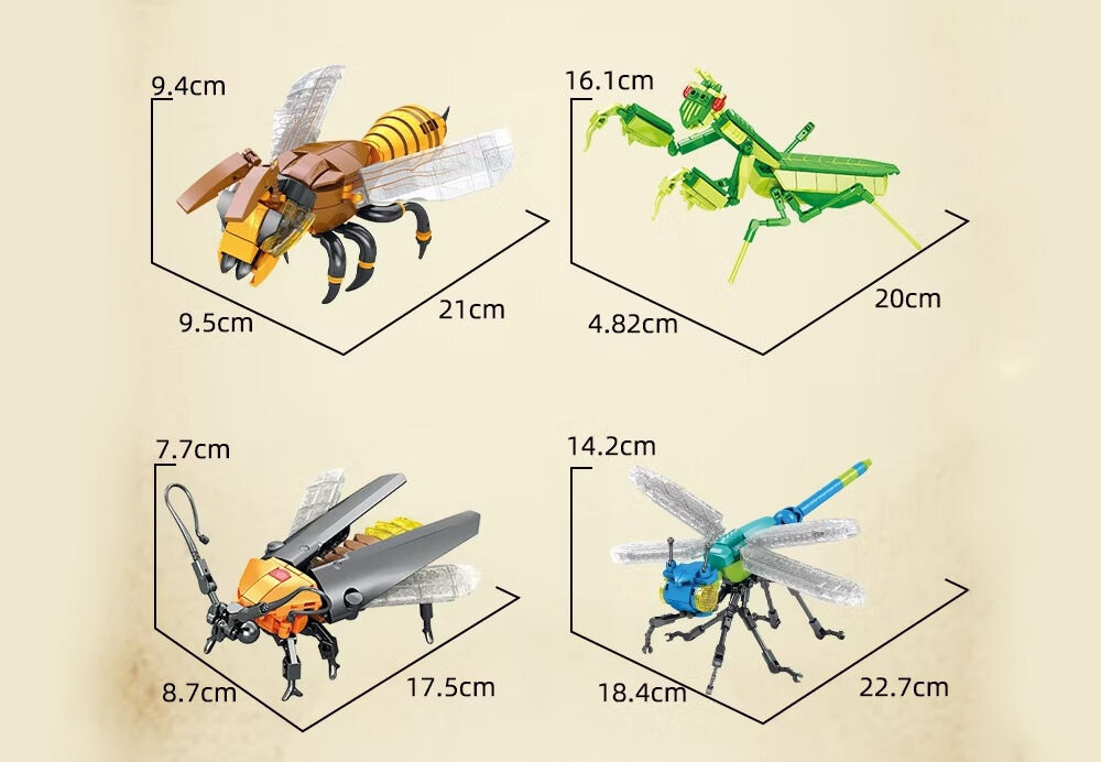 Klocki plastikowe QBI Insect world Modliszka C0633-2 wymiary wszystkich 4 modeli świetlik 7,7 cm na 8,7 cm na 17,5 cm