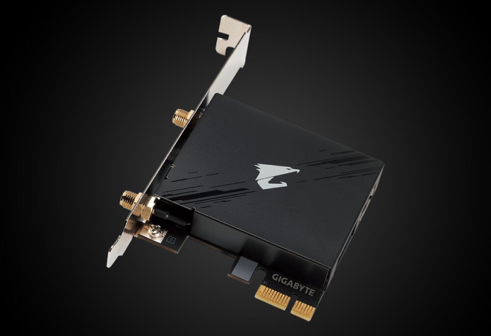 Komputer MAD DOG ENDORFY300AIR-A15DB32 Karta sieciowa PCIe w czarnej obudowie z logo producenta, wyposażona w złote złącza antenowe, karta sieciowa Wi-Fi 6E, pasma, przepustowość, Bluetooth